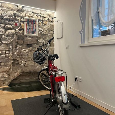 La Piccola Casa Al Lago - Intera Casa Con 3 Camere E 2 Box Salo Ngoại thất bức ảnh