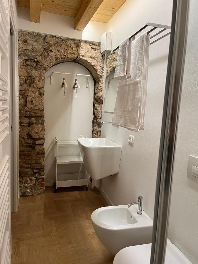 La Piccola Casa Al Lago - Intera Casa Con 3 Camere E 2 Box Salo Ngoại thất bức ảnh