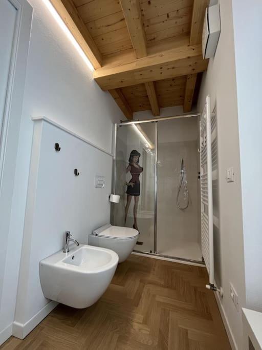 La Piccola Casa Al Lago - Intera Casa Con 3 Camere E 2 Box Salo Ngoại thất bức ảnh